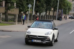 opel-adam-rocks-1.0-ecotec-turbo-115-2014-photo-laurent-sanson-33