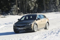 opel-insignia-country-tourer-4x4-2014-photo-laurent-sanson-05