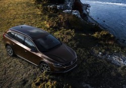 volvo-v60-cross-country-2015-04