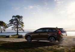 volvo-v60-cross-country-2015-05