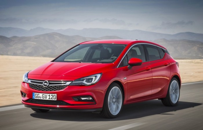 opel-astra-5-k-2016-volant-or-03